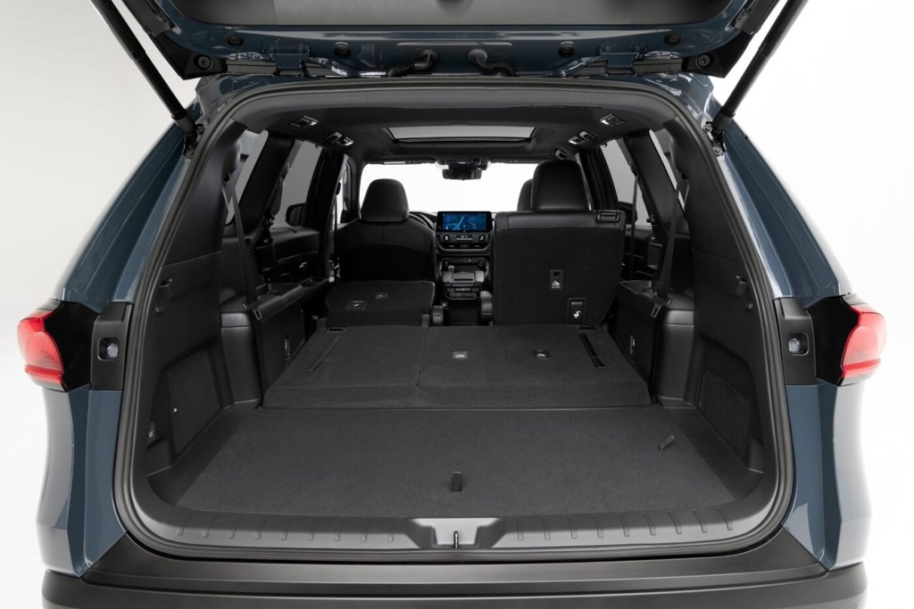 2024-Toyota-Grand-Highlander-24-1400x934.jpg